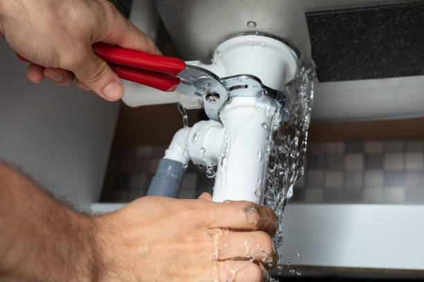 Best Emergency water damage restoration  in Hines, OR
